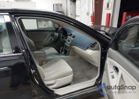 2010 Toyota Camry из США, поврежденный, VIN 4T4BF3EK3AR029961